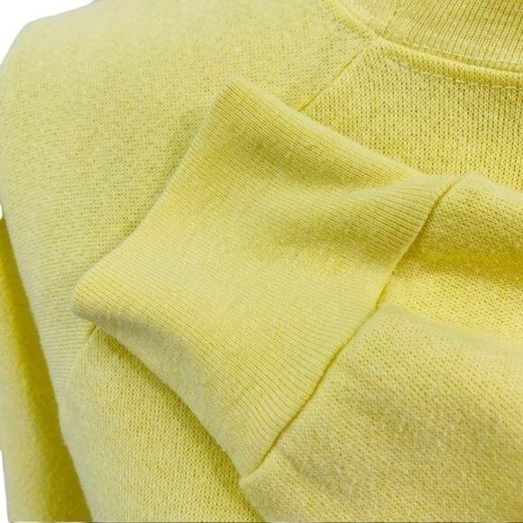 Vintage Creamy Yellow Who0o! Owl Sweatshirt - Picture 9 of 12